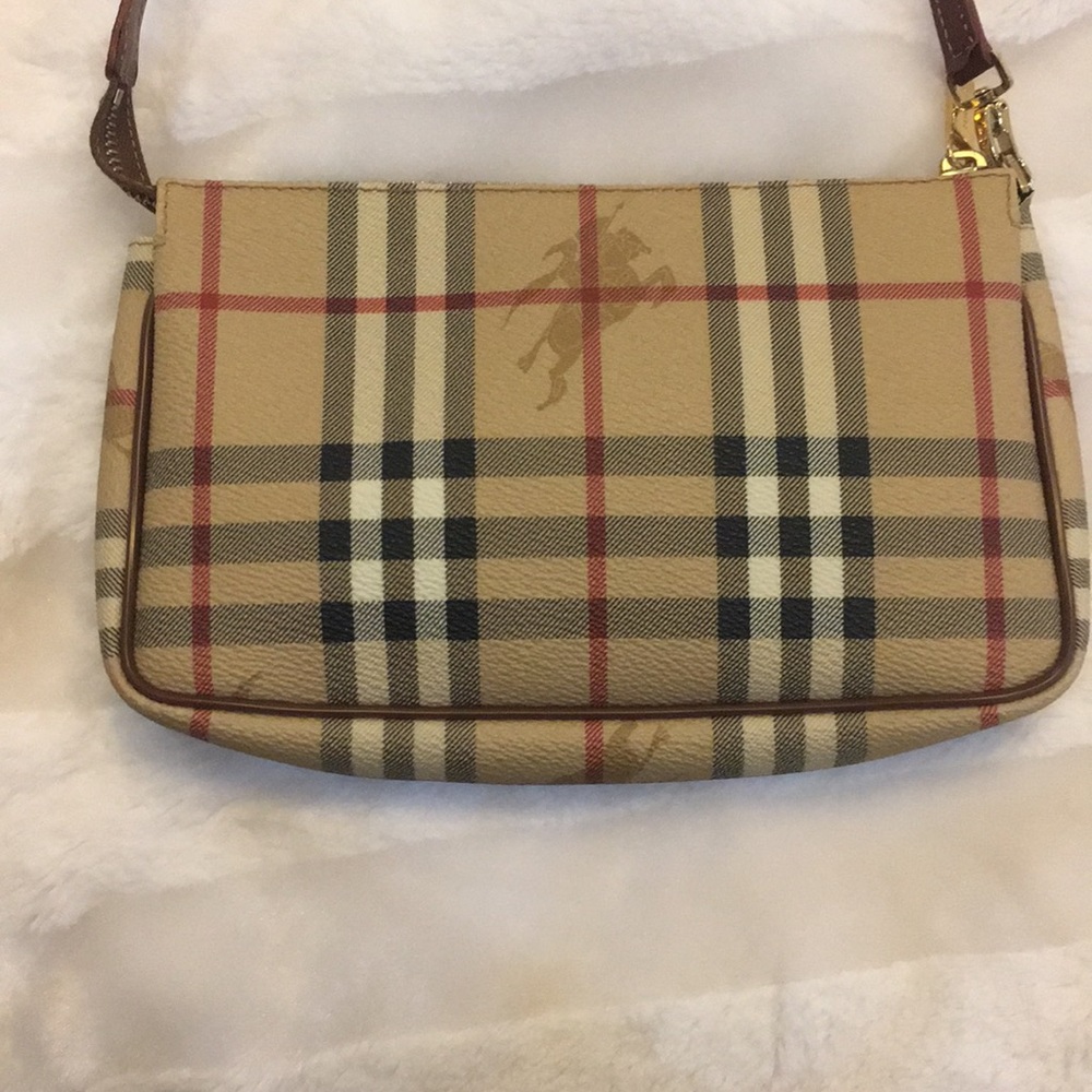 Burberry purse